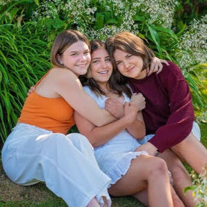 Meet your Posher, Claire